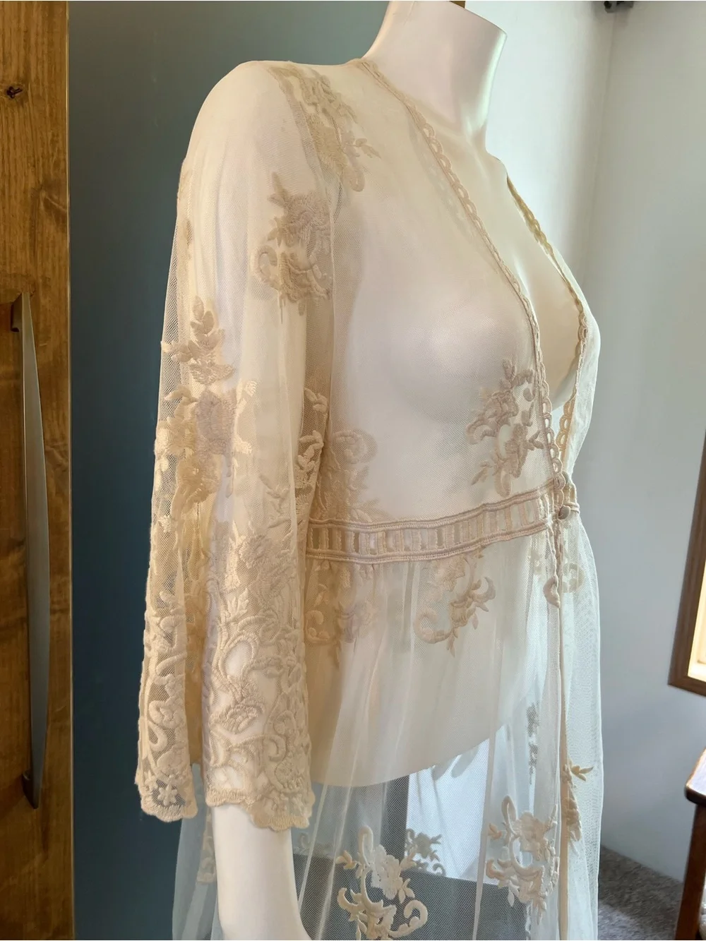 Torrid Mesh Embroidered Duster Kimono Ivory 00 M L 10 - Picture 6 of 15